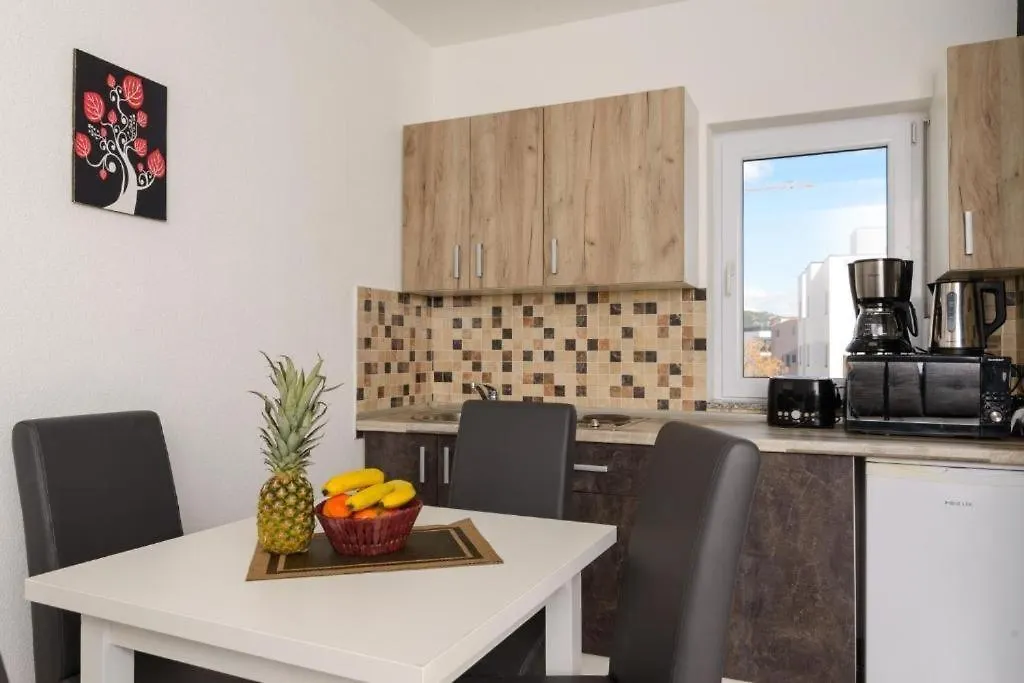 Apartment In Okrug Gornji With Sea View, Terrace, Air Conditioning, Wifi 5134-4 Trogir