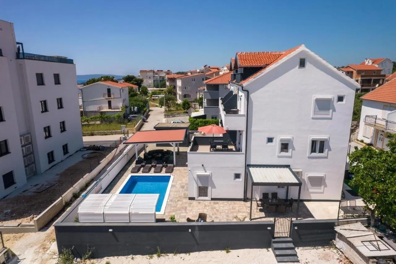 Apartment In Okrug Gornji With Sea View, Terrace, Air Conditioning, Wifi 5134-4 Trogir