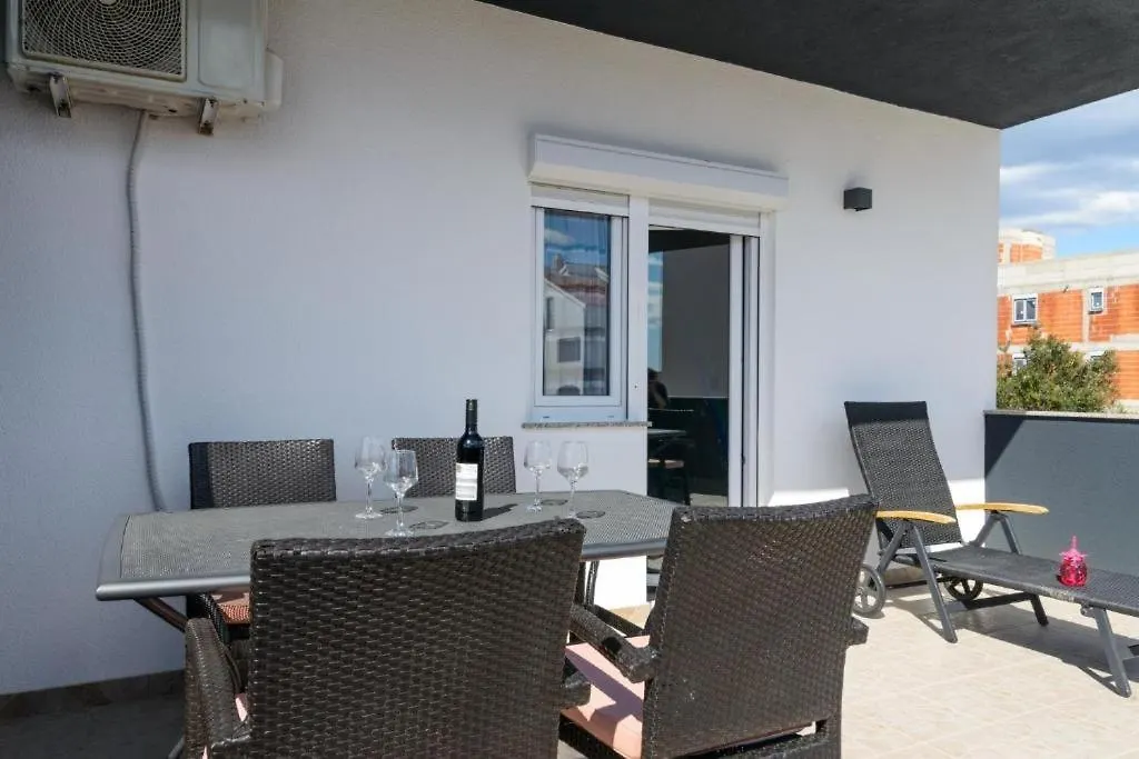 Apartment In Okrug Gornji With Sea View, Terrace, Air Conditioning, Wifi 5134-4 Trogir 0*,