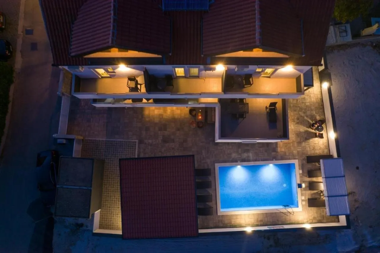 Apartment In Okrug Gornji With Sea View, Terrace, Air Conditioning, Wifi 5134-4 Trogir