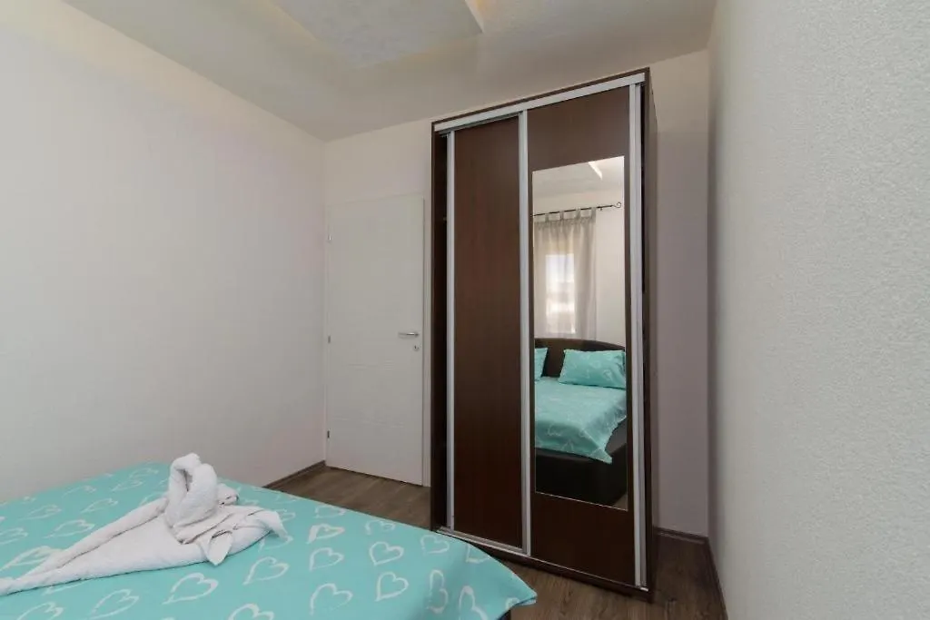 Apartment In Okrug Gornji With Sea View, Terrace, Air Conditioning, Wifi 5134-4 Trogir 0*,
