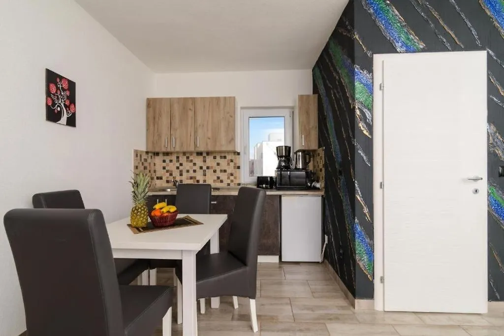 Apartment In Okrug Gornji With Sea View, Terrace, Air Conditioning, Wifi 5134-4 特罗吉尔